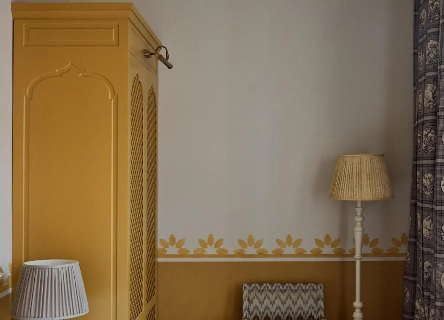 Cristine Bedfor Sevilla Hotel